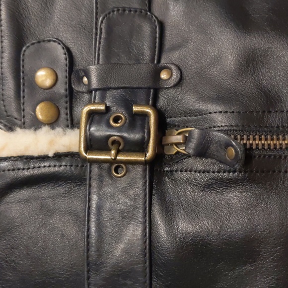 Aldo Seigle black leather and shearling heeled boot - Picture 4 of 16